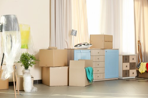 Removal van service for homes and flats in Charlton
