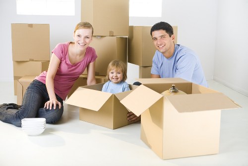Removal van and movers serving homes in Charlton