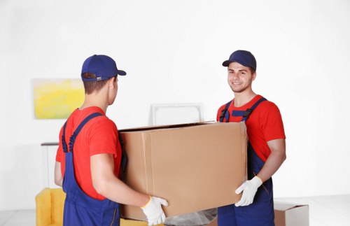 Moving truck service for homes in Charlton